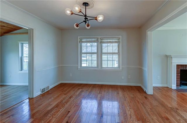 5300 Sycamore Drive, Roeland Park, KS 66205
