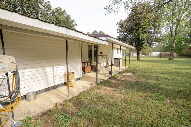 3028 Hwy 291 N., Prattsville, AR 72129