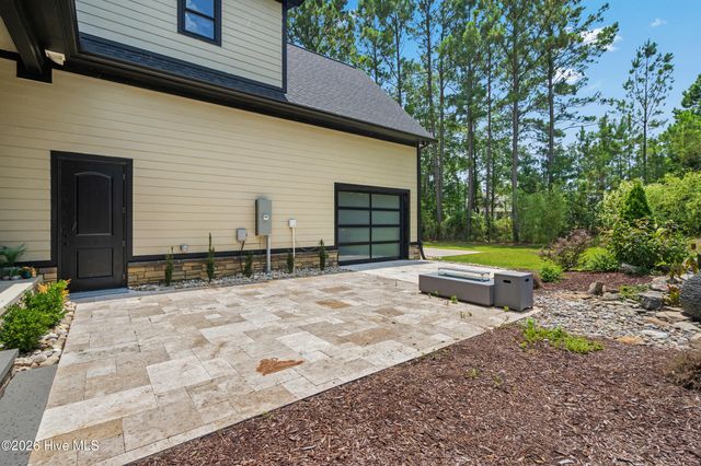 9442 Old Salem Way NW, Calabash, NC 28467