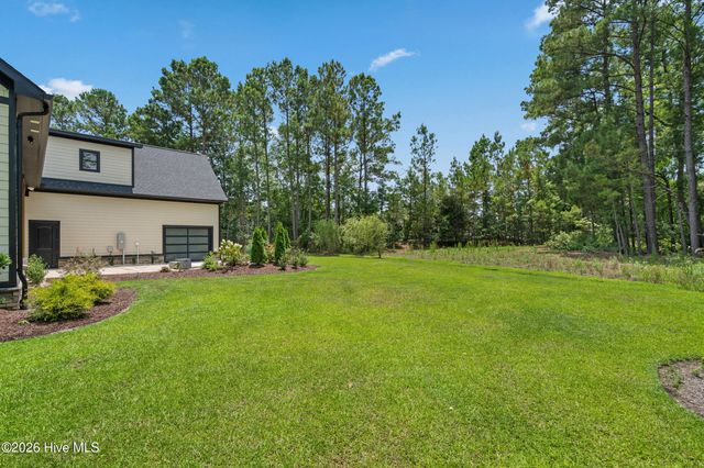 9442 Old Salem Way NW, Calabash, NC 28467
