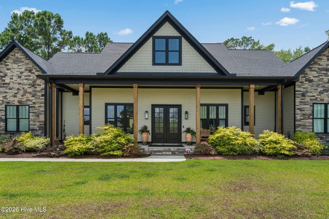 9442 Old Salem Way NW, Calabash, NC 28467