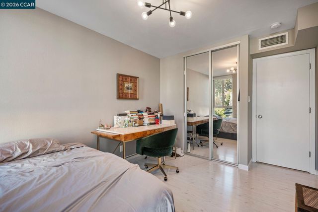 2 Panoramic Way 304, Berkeley, CA 94704