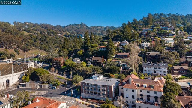 2 Panoramic Way 304, Berkeley, CA 94704