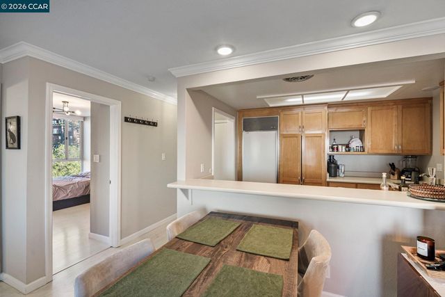 2 Panoramic Way 304, Berkeley, CA 94704