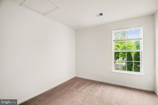9308 PAUL DR, Manassas Park, VA 20111