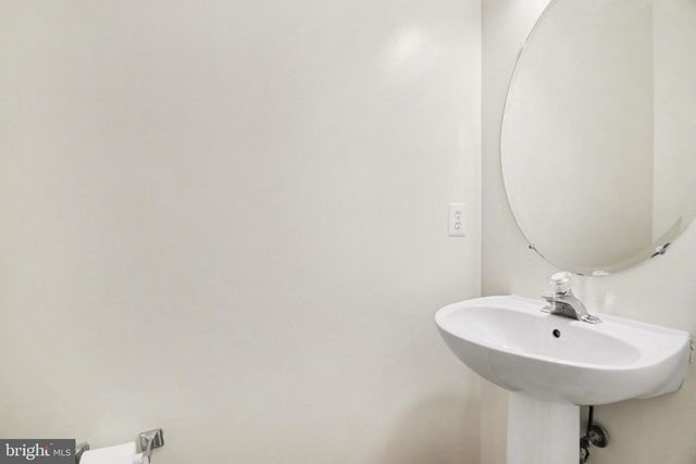 9308 PAUL DR, Manassas Park, VA 20111