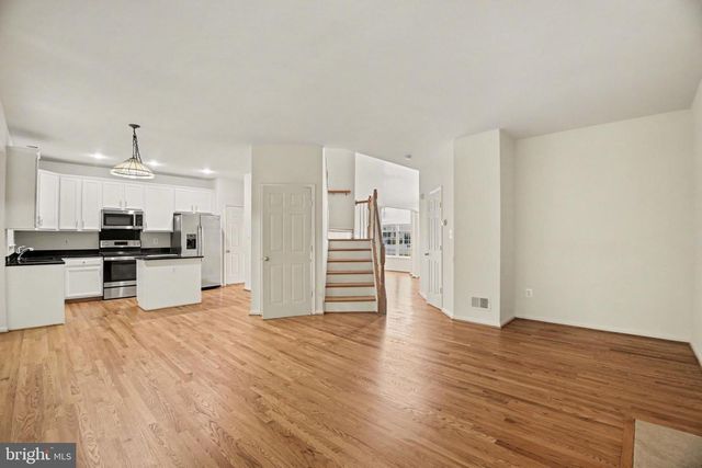 9308 PAUL DR, Manassas Park, VA 20111