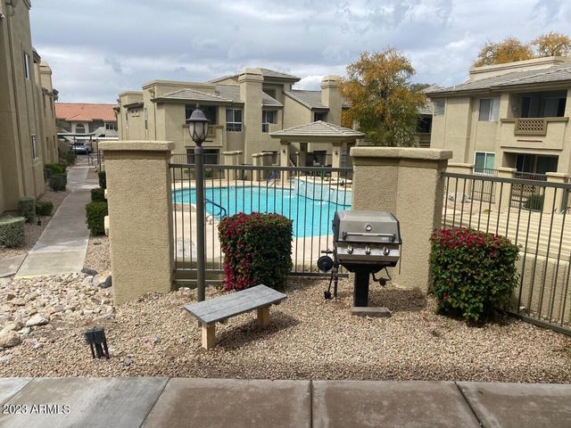 1880 E Morten Avenue 106, Phoenix, AZ 85020