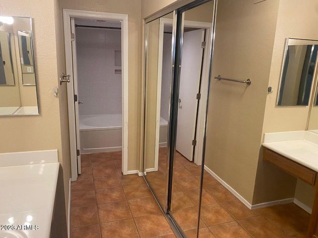 1880 E Morten Avenue 106, Phoenix, AZ 85020