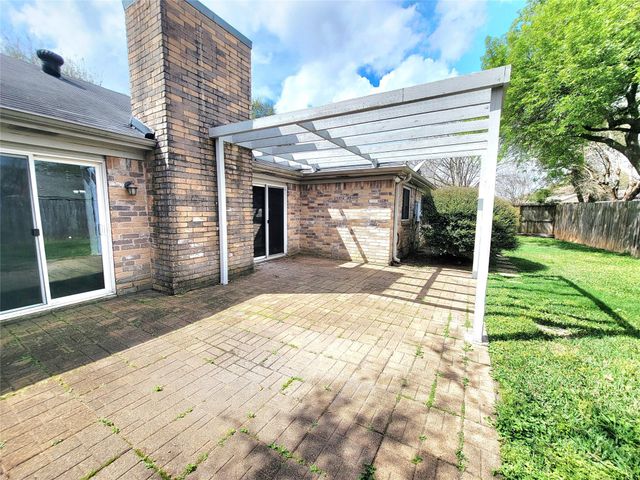 3923 Issacks Way, Sugar Land, TX 77479