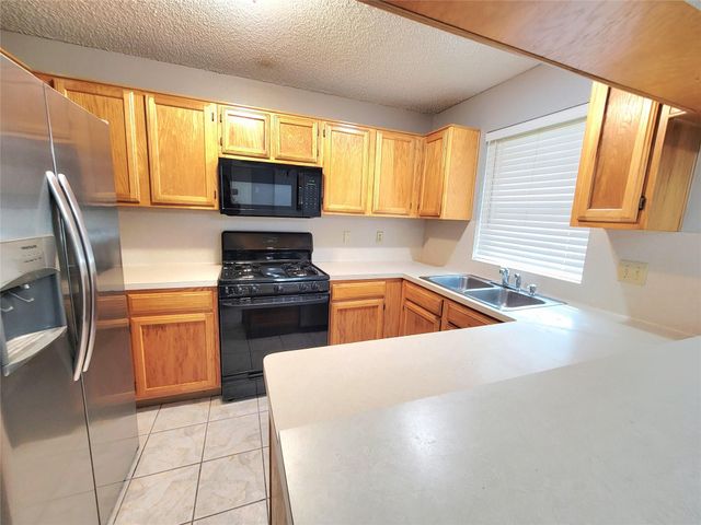 3923 Issacks Way, Sugar Land, TX 77479