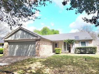 3923 Issacks Way, Sugar Land, TX 77479