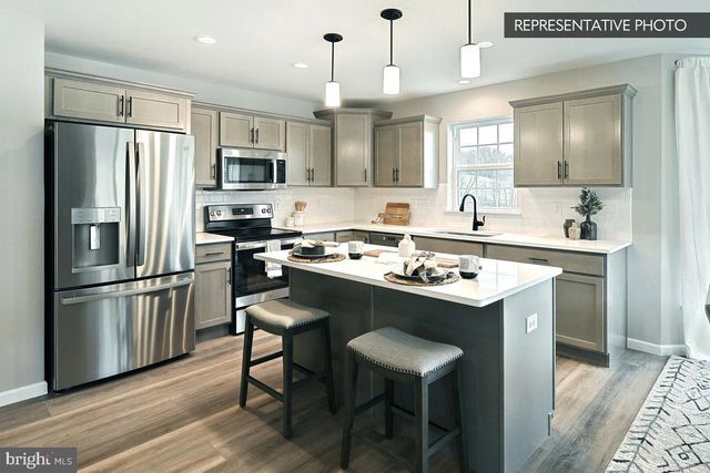 ABBEY PLAN AT LOGAN MEADOWS, Dillsburg, PA 17019