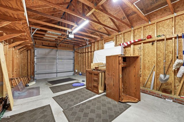 488 Pinecroft Drive, Clayton, NC 27520