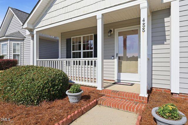 488 Pinecroft Drive, Clayton, NC 27520