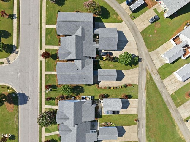 488 Pinecroft Drive, Clayton, NC 27520