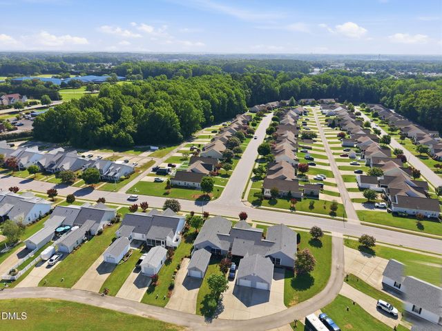 488 Pinecroft Drive, Clayton, NC 27520