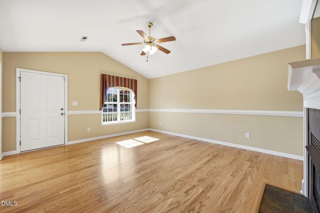 488 Pinecroft Drive, Clayton, NC 27520