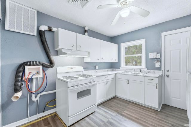 2747 Abbott Street, Fort Wayne, IN 46806