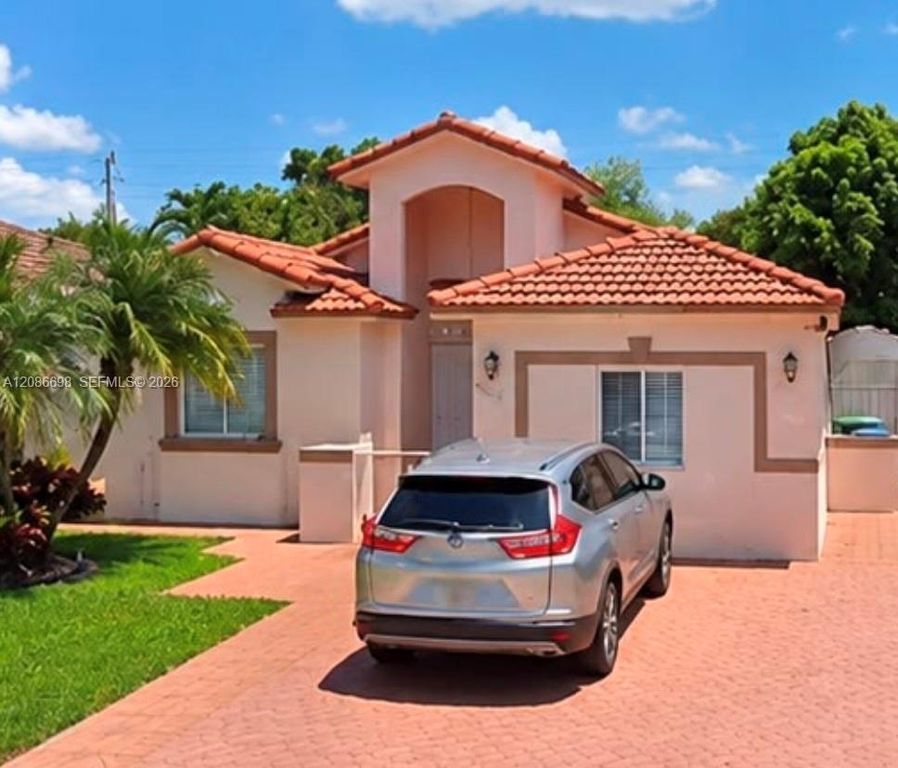 8010 NW 186th Terrace, Hialeah, FL 33015