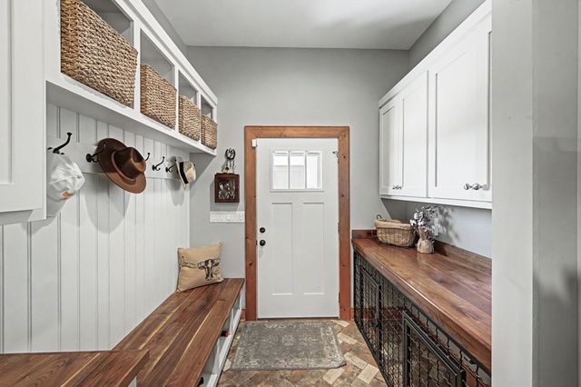 1397 Westfield Rd, Dickson, TN 37055