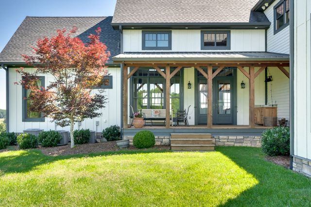 1397 Westfield Rd, Dickson, TN 37055