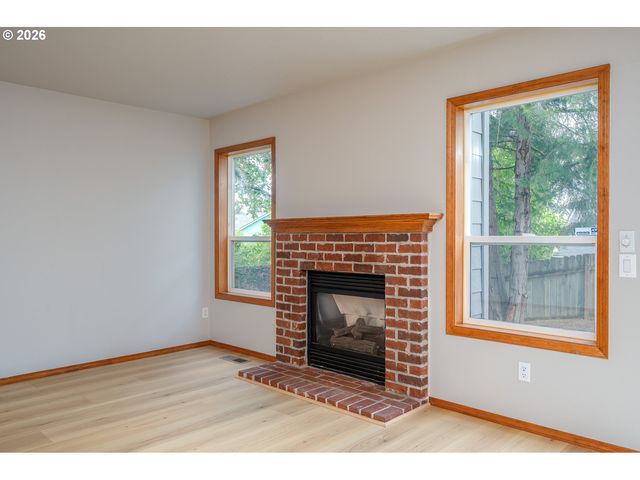 10905 Se HENDERSON St, Portland, OR 97266