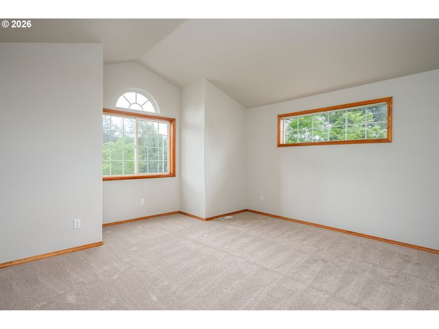 10905 Se HENDERSON St, Portland, OR 97266