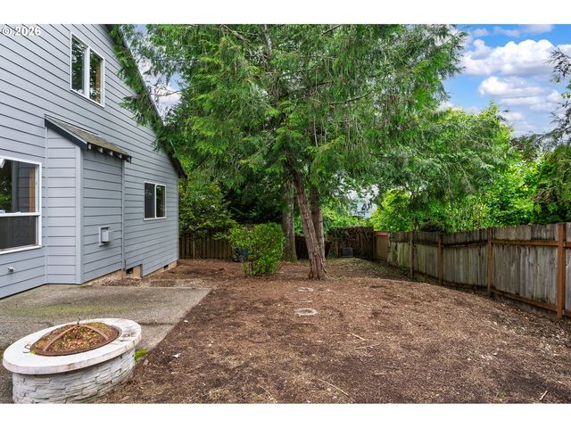 10905 Se HENDERSON St, Portland, OR 97266