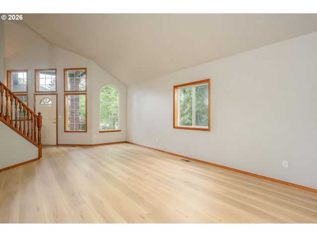 10905 Se HENDERSON St, Portland, OR 97266