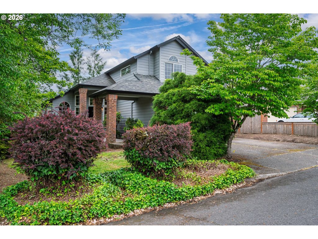 10905 Se HENDERSON St, Portland, OR 97266