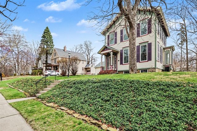 320 N Division Street, Marshall, MI 49068