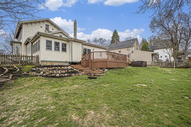 320 N Division Street, Marshall, MI 49068