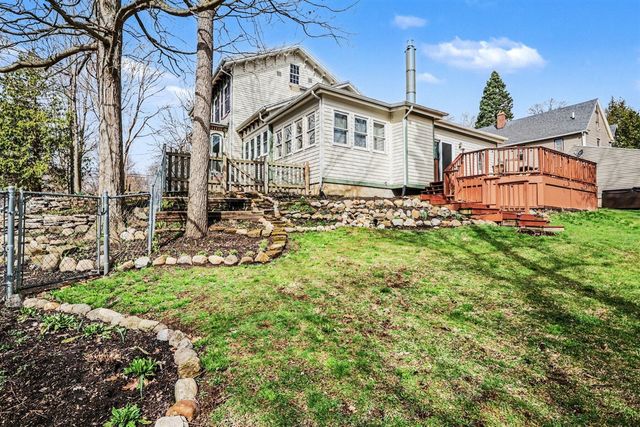 320 N Division Street, Marshall, MI 49068