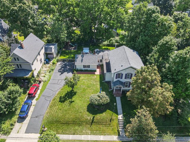 320 N Division Street, Marshall, MI 49068