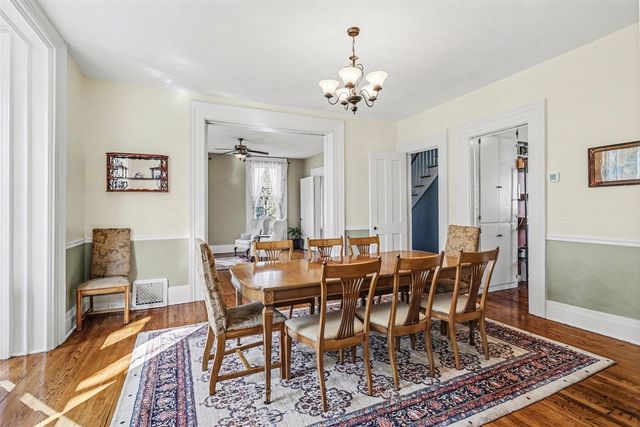 320 N Division Street, Marshall, MI 49068