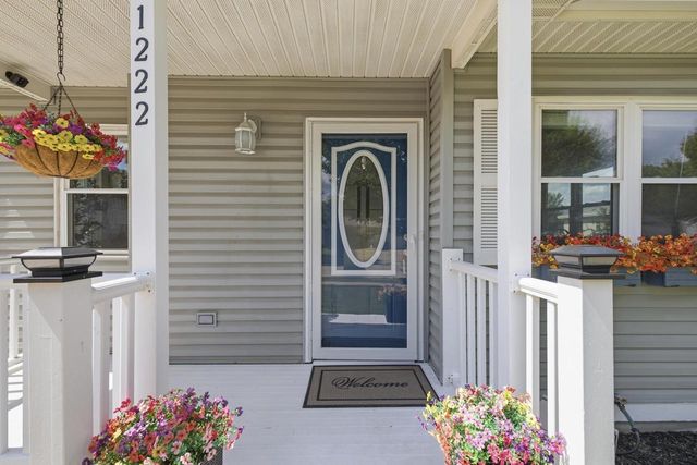 1222 Phoenix DRIVE, Waukesha, WI 53186