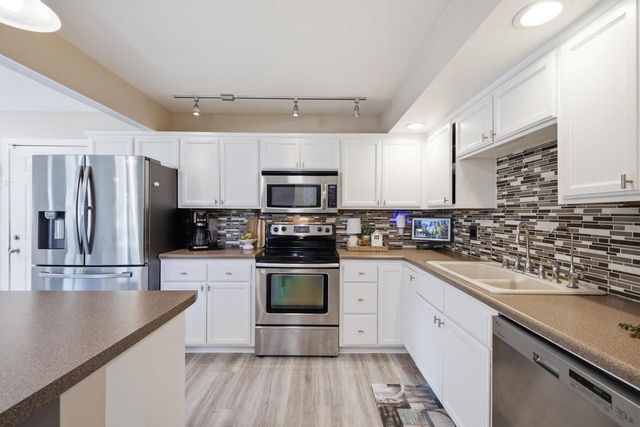 1222 Phoenix DRIVE, Waukesha, WI 53186