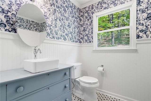 297 Breeze Hill Lane, Canton, GA 30114