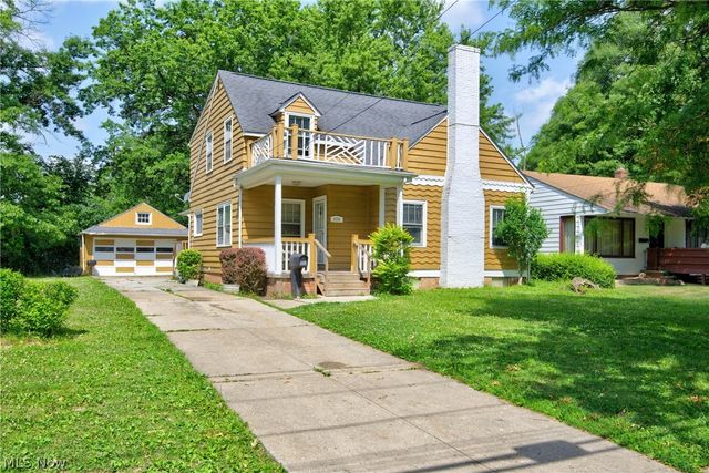 4724 Green Road, Warrensville Heights, OH 44128