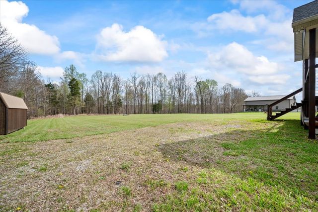 1689 Taurus Farm Rd, Lafayette, TN 37083