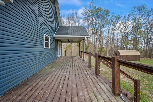 1689 Taurus Farm Rd, Lafayette, TN 37083