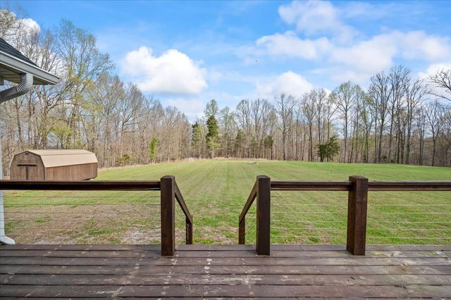 1689 Taurus Farm Rd, Lafayette, TN 37083