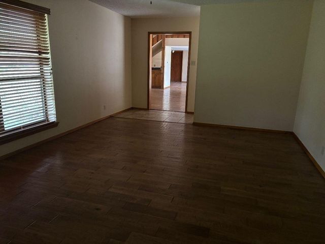 104 Edinburgh Road, San Angelo, TX 76901