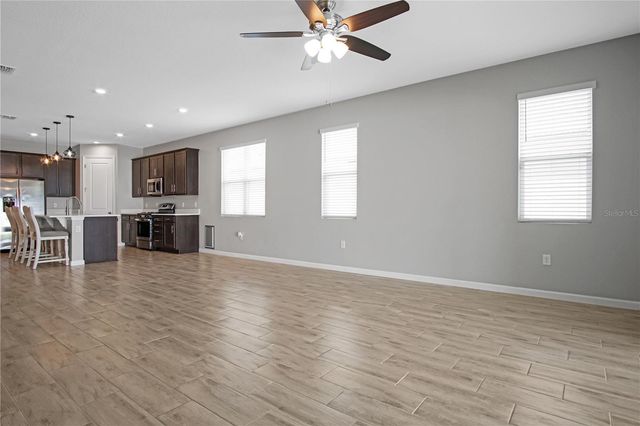 183 ARLINGTON SQUARE COURT, Haines City, FL 33844