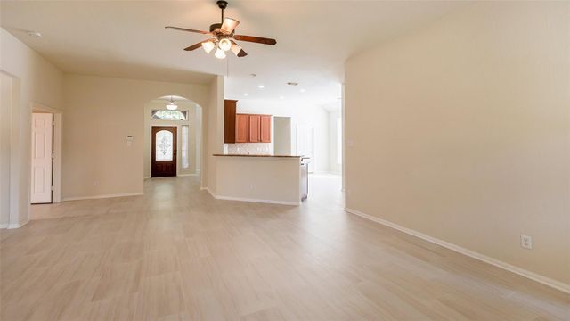 7003 Kendall Lake Court, Richmond, TX 77407