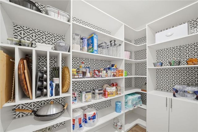 143 Meadow View Loop, Dallas, GA 30132