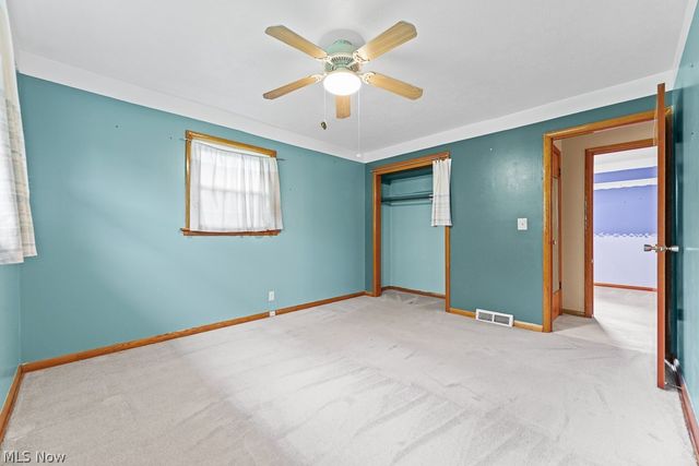 5260 Huckleberry Street NW, North Canton, OH 44720