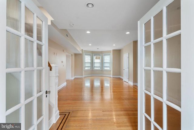 309 E GIRARD AVE, Philadelphia, PA 19125