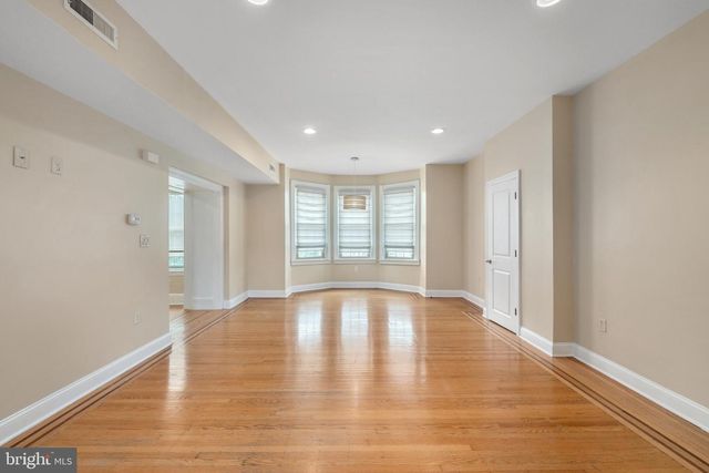 309 E GIRARD AVE, Philadelphia, PA 19125